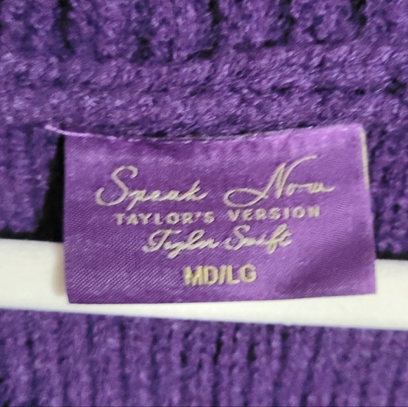 Official Taylor Swift Speak Now Cardigan - Picture 5 of 10
